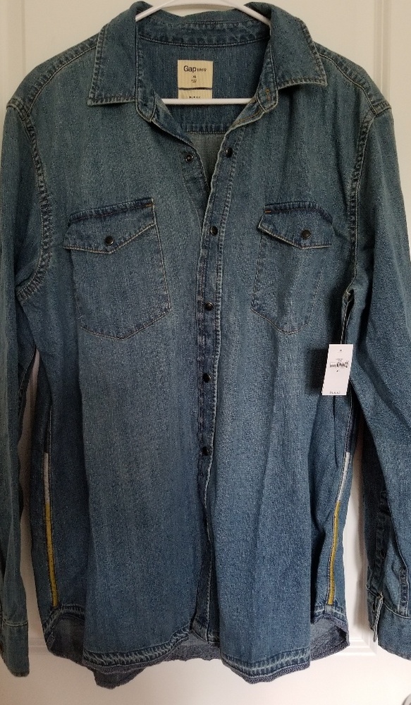 Gap men's jeans shirt